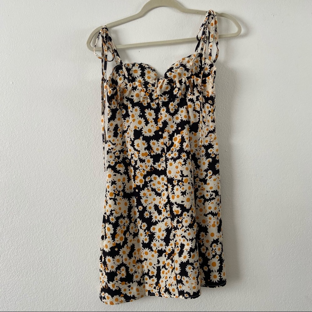 Realisation par Devon Daisy mini dress tie straps floral realization medium NWT - Picture 6 of 9